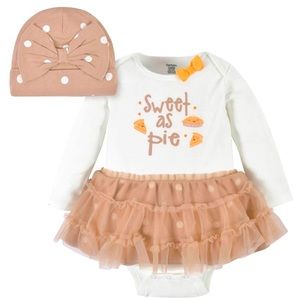 New Gerber Sweet as Pie 🥧 outfit. 🩷